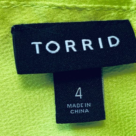 Torrid Satin Surplice Tie Cut Out Back Long Sleeve Blouse 4XL Chartreuse Yellow - Picture 7 of 8